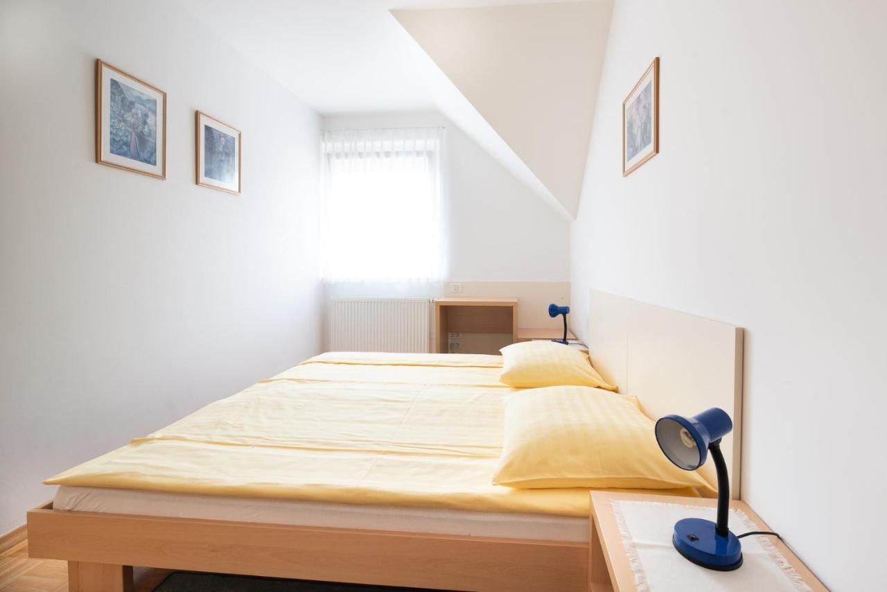 Apartmaji Trentelj بليد المظهر الخارجي الصورة